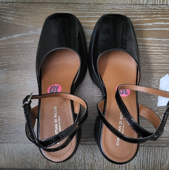 NWT Leather Double Stack Platform Mary Jane Pump - Picture 2 of 12